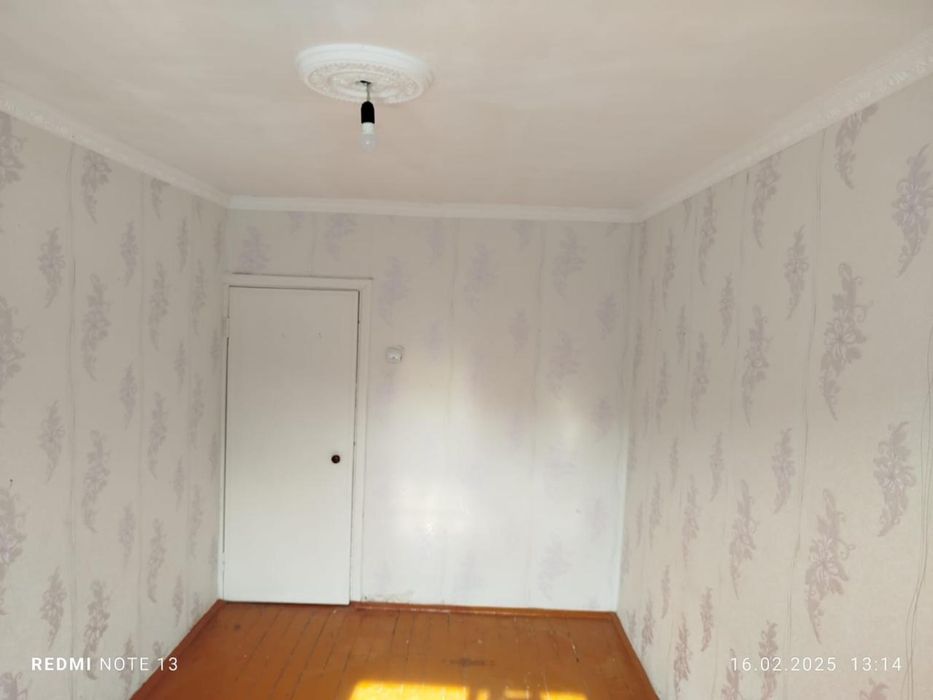 продам квартиру .