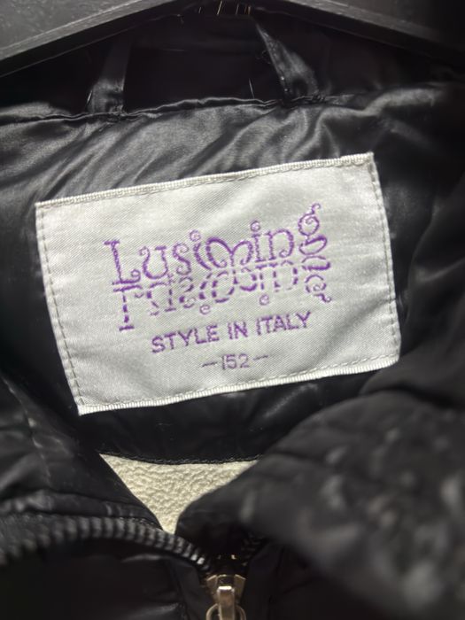 Продам пуховик для девочки