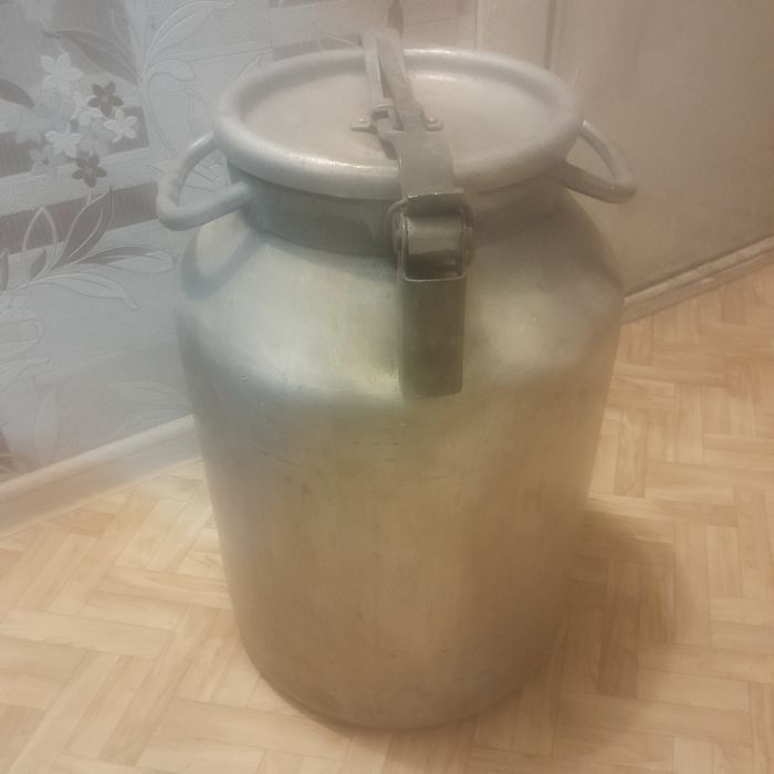 Продаю алиминую флаг..40 литров