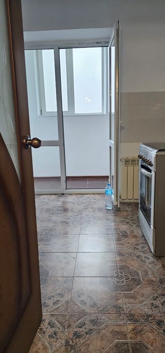 Продам 2-х комнатную квартиру .