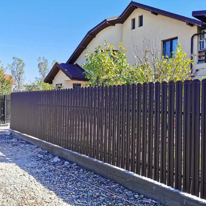 Метална ограда тип класик, оградка за двор