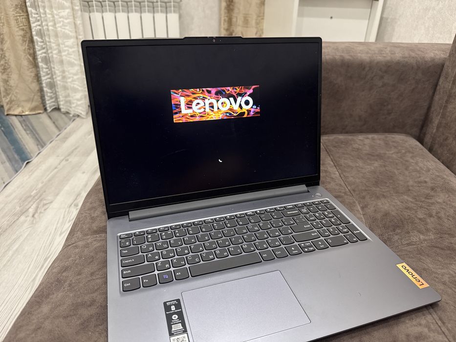 Продам ноутбук lenovo Ideapad