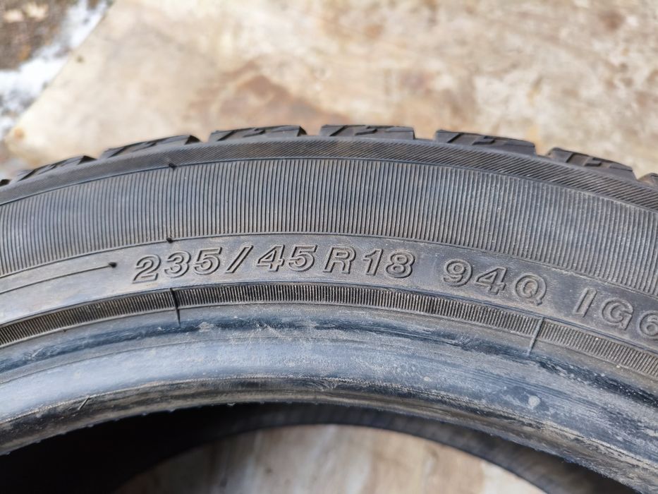 235/45 R18 Пара 2шт. Зима Yokohama