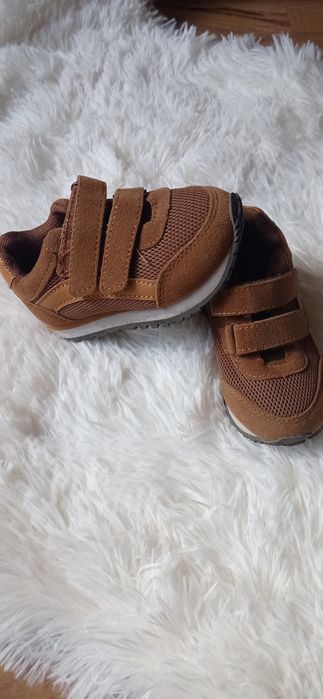 НАМАЛЕНИ Оригинални обувки за деца . Размери от прохождане 17, 21,2