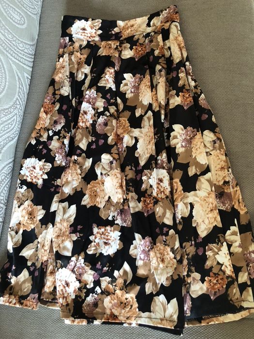 Все платья по 2000 тг