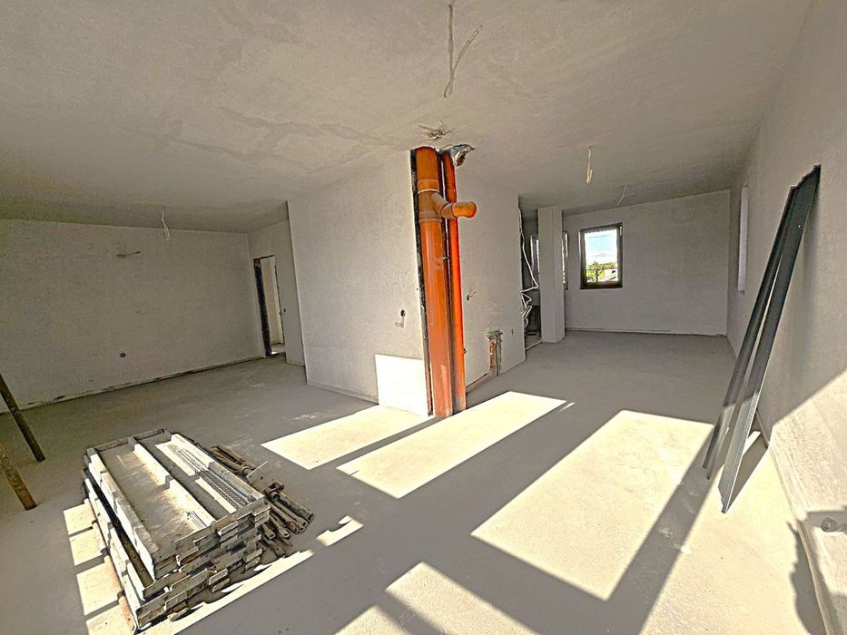 Продава се Четиристаен апартамент в Пловдив, Коматевски възел - 200 кв.м за 1320 €/кв.м - Снимка #5