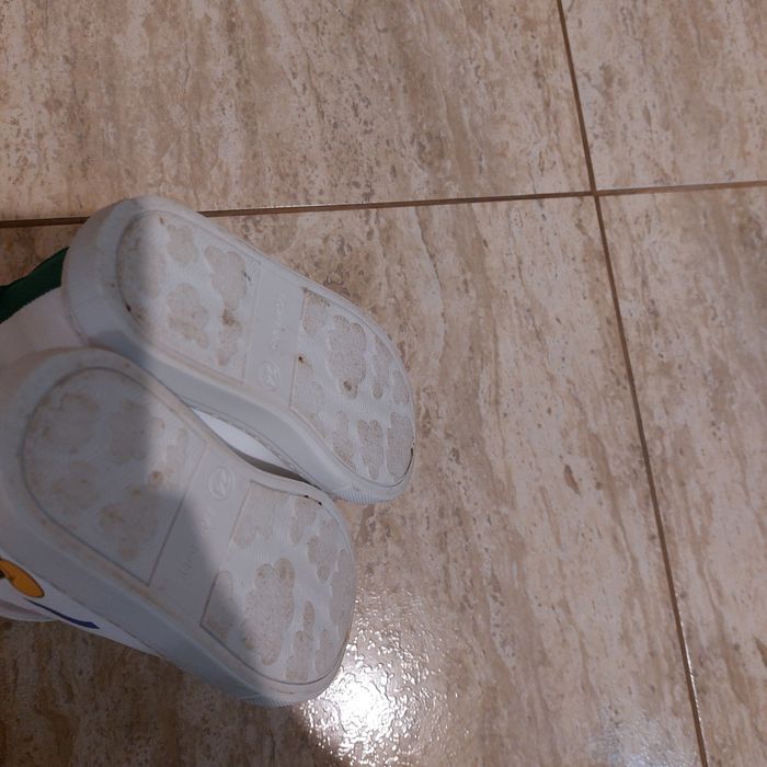 Vand ghete baietel marimea 24