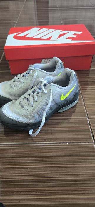 Nike - маратонки