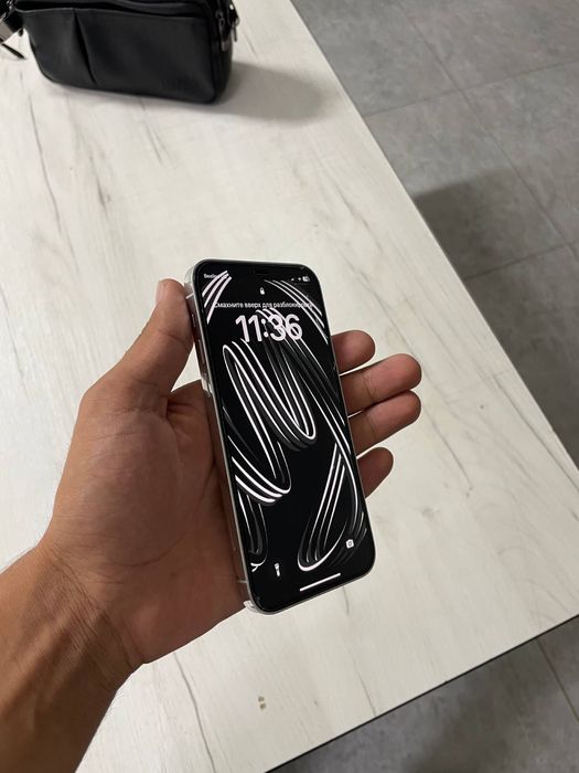 Iphone 12 pro rangi oq