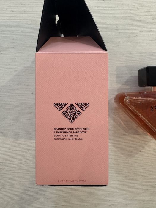 продаю оригинальные духи Prada