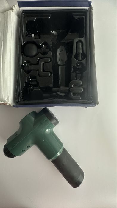 Массажер с насадками новый