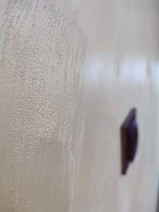 Боядисване,пясъчна мазилка и шпакловка