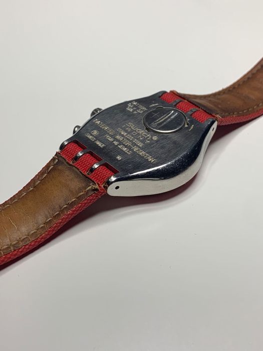Ceas Swatch IRONY ENDLESS roșu pentru bărbați
