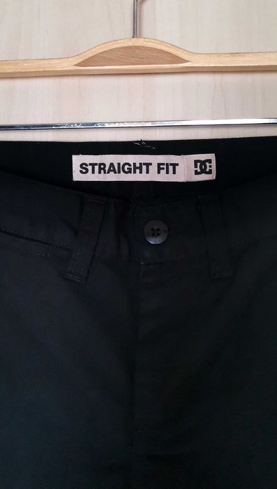 DC Shoes băieți 10 ani pantaloni scurți chino negri Flat Front Skater Shorts black streetwear