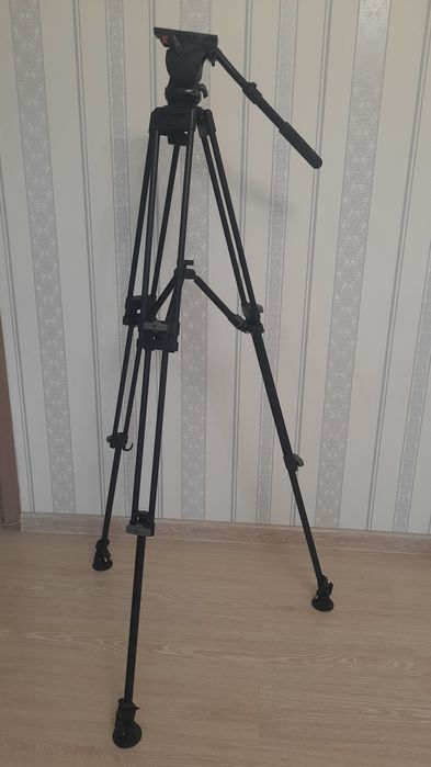 Штатив для видеокамеры Shotoku
