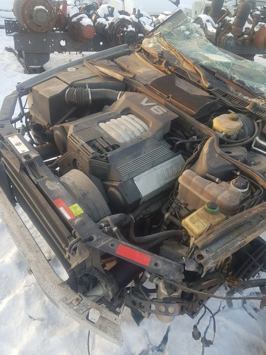 Audi  a8  2.8 автомат ауди а8 бензин ACK Двигатель