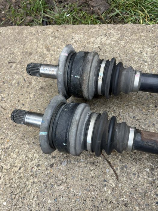 Полуоски и кардан BMW E70 M57 235