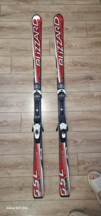 Schiuri Blizzard Carbon 177 cm CA NOI!