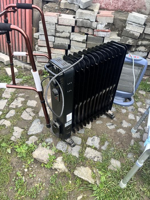 Vând cadru metalic, aeroteram, calorifer electric si scaun cu wc