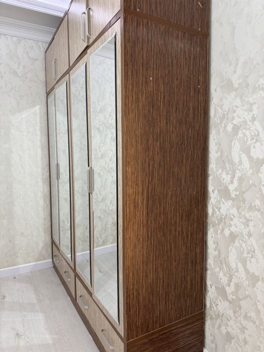 шкаф с антресольем