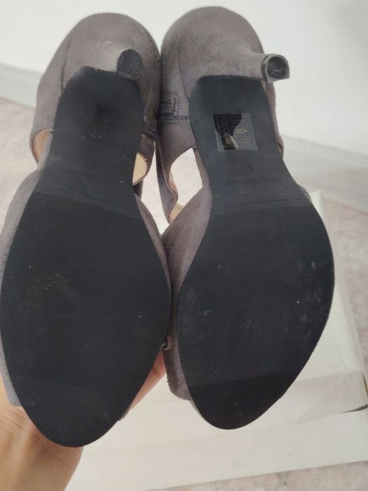 Женская Туфли новые