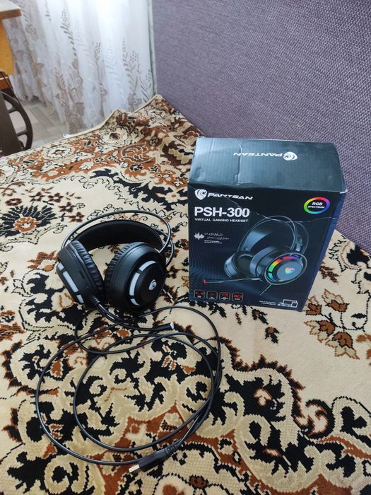 Игровые наушники