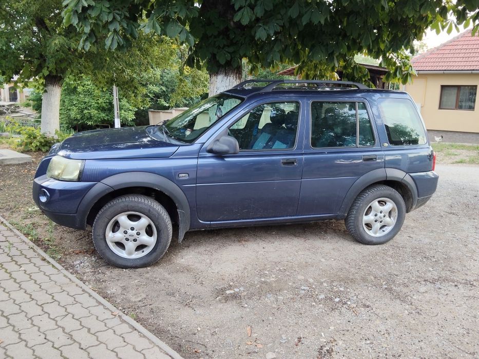 Vând land rover Firlender