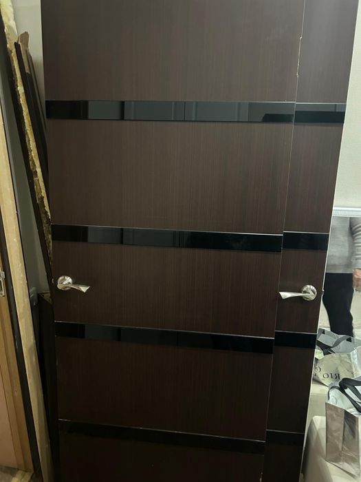 Отдам дверь даром