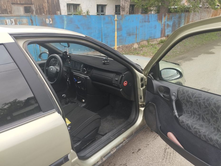 Срочно продам Опель Вектра Б