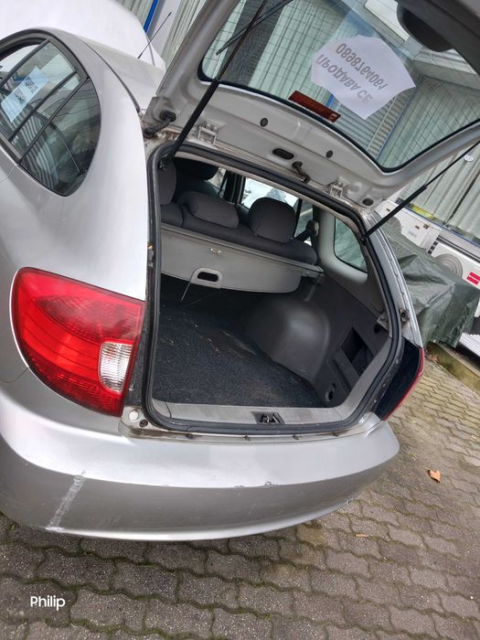 Автомобил Kia Rio