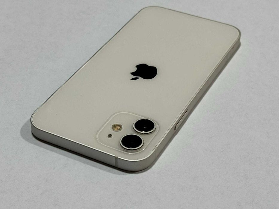 Мобилен телефон iPhone 12 64GB
