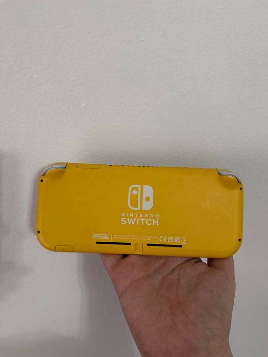 Нинтендо свитч lite