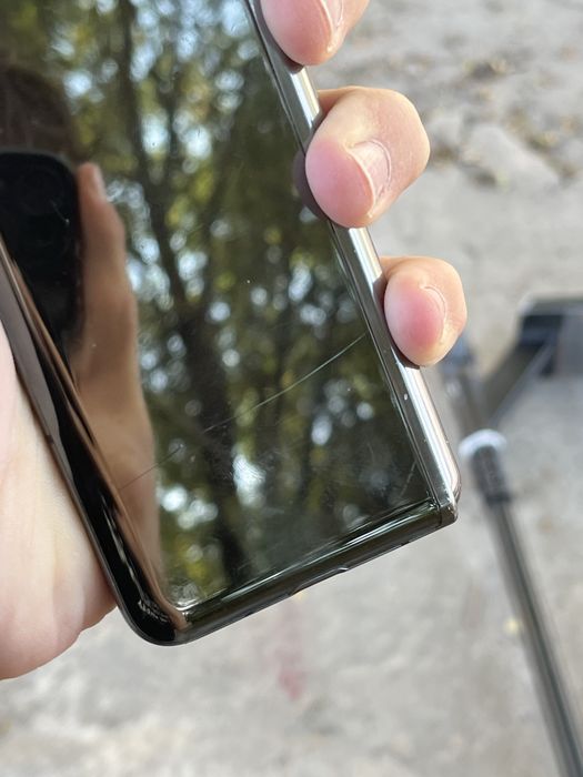 Продам samsung z fold 1