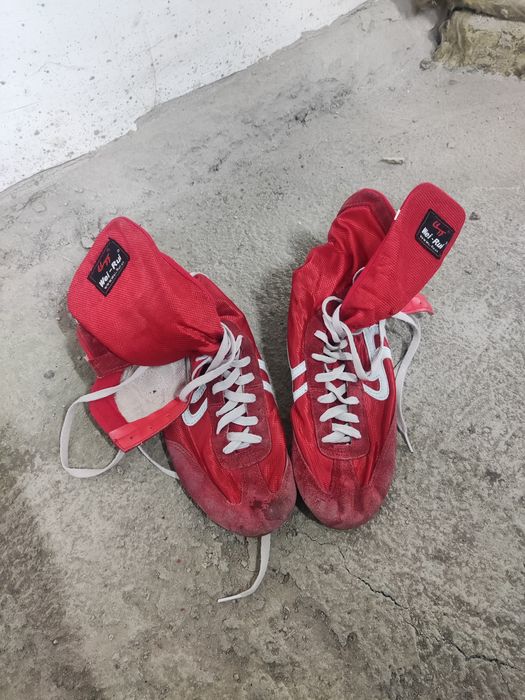 Боксерки, борцовки