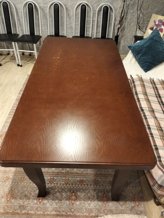 Мебель стол хороши