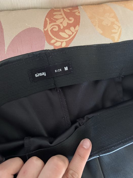 Кожен черен панталон