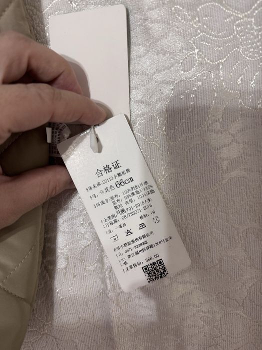 Продам комбинезоны детские