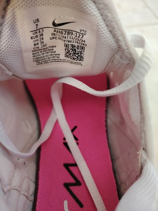 Nike Air 270  Дамски маратонки 38 номер