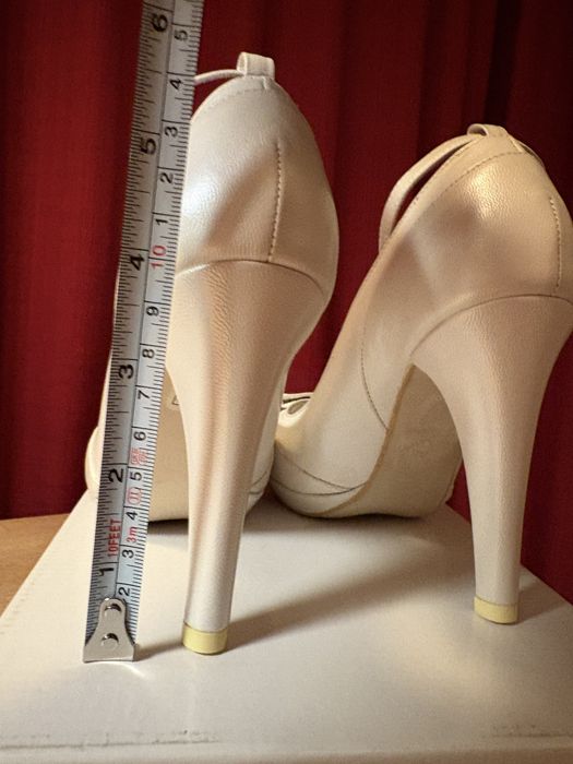 Pantofi alb sidef Veronesse mas 35