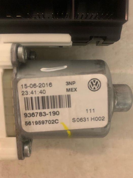 Motoras macara geam VW Jetta 2017