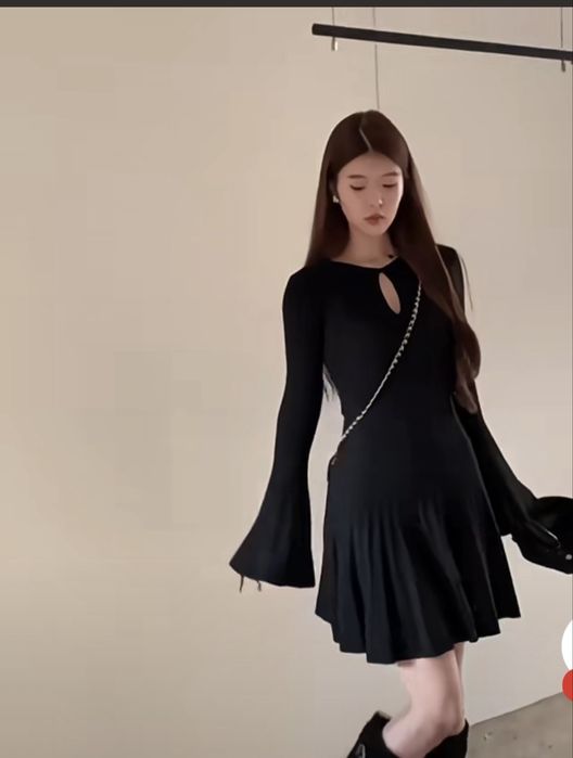 Продаю черное платье