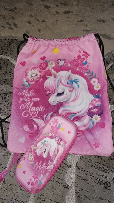 В отличном состоянии рюкзак единорог