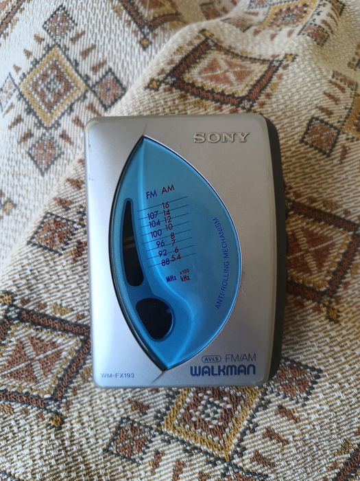 Преносим радиокасетофон Sony WM-FX193