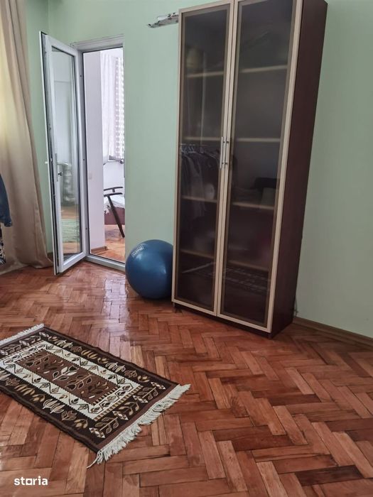 Apartament 5 camere Piata Mare
