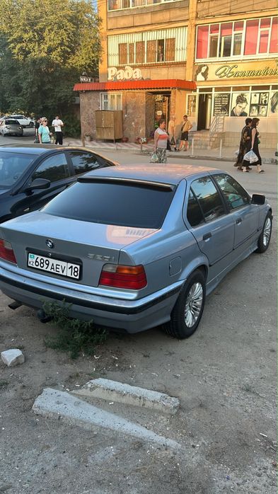 СРОЧНО продам BMW e36 1991 года.