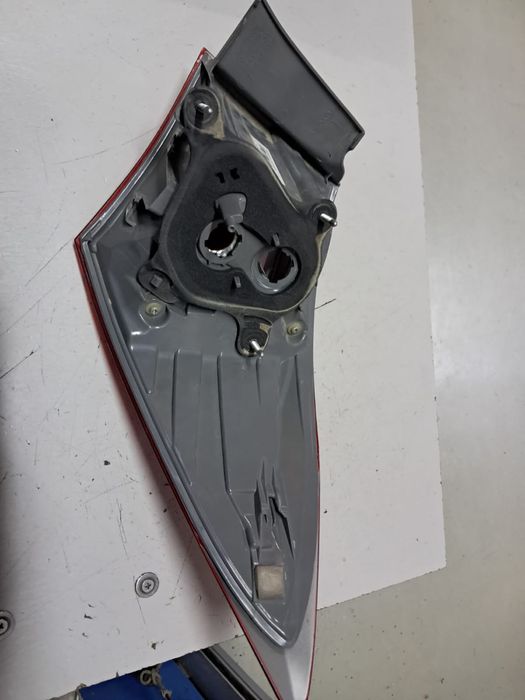 Задни стоп Тайота каролла 20014