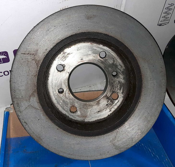 Спирачни дискове за Nissan Almera N16