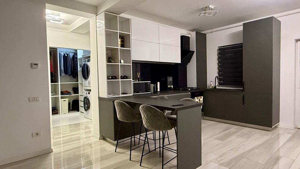 Proprietar vand apartament