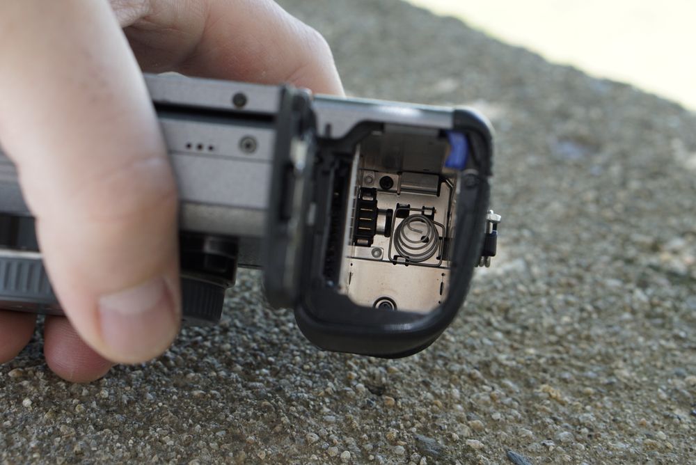 Sony A6000 (Silver Black Edition)