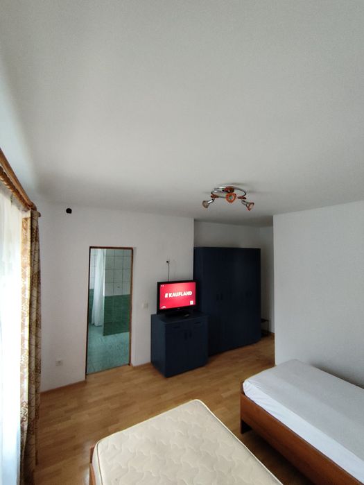 Garsoniera  ,chirie Voluntari